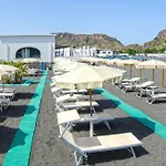 Les Sables Noirs & Hotel 4*
