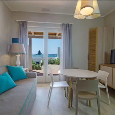 Hotel Les Sables Noirs & 4*