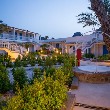 Les Sables Noirs & Otel 4*