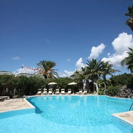 Les Sables Noirs & 4* Vulcano (Isola)