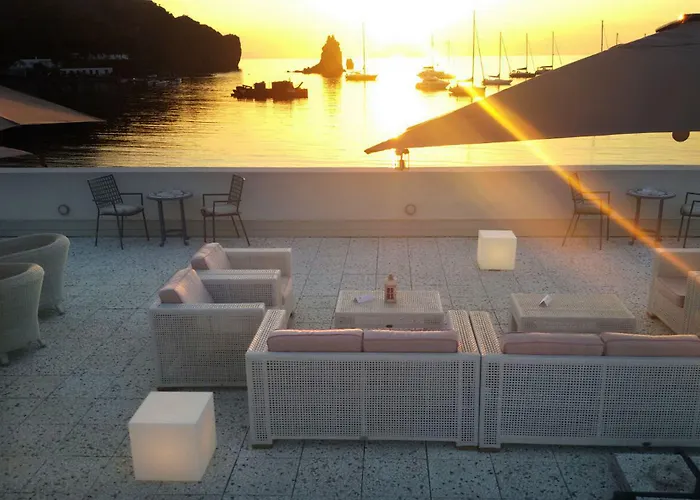 Les Sables Noirs & Hotel 4*