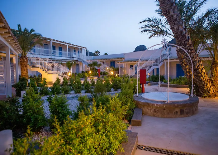 Les Sables Noirs & Hotel 4*