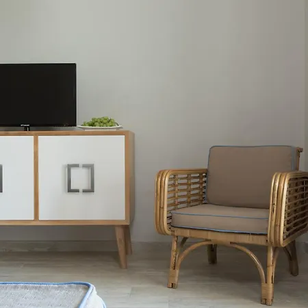 Les Sables Noirs & Hotell Vulcano (Isola)