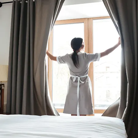 Les Sables Noirs & Hotell Vulcano (Isola)