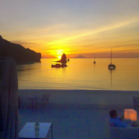 Hotell Les Sables Noirs & Vulcano (Isola)