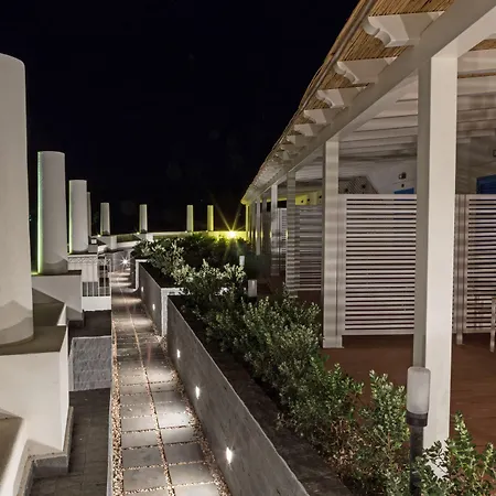 Hotell Les Sables Noirs & Vulcano (Isola)