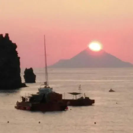 Ξενοδοχείο Les Sables Noirs & 4*