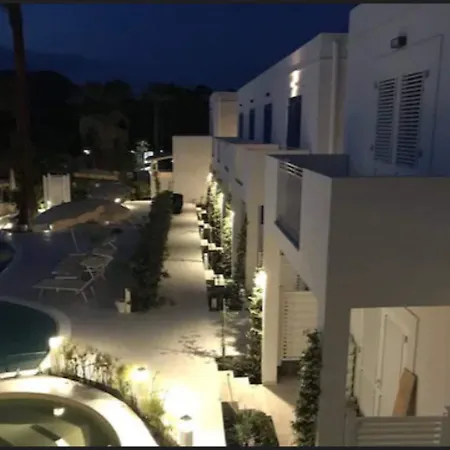 Les Sables Noirs & 4*