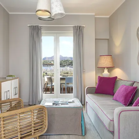 Les Sables Noirs & Hotell 4*