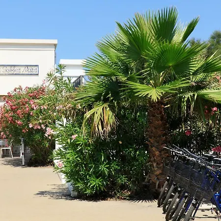 Hotell Les Sables Noirs & Vulcano (Isola)