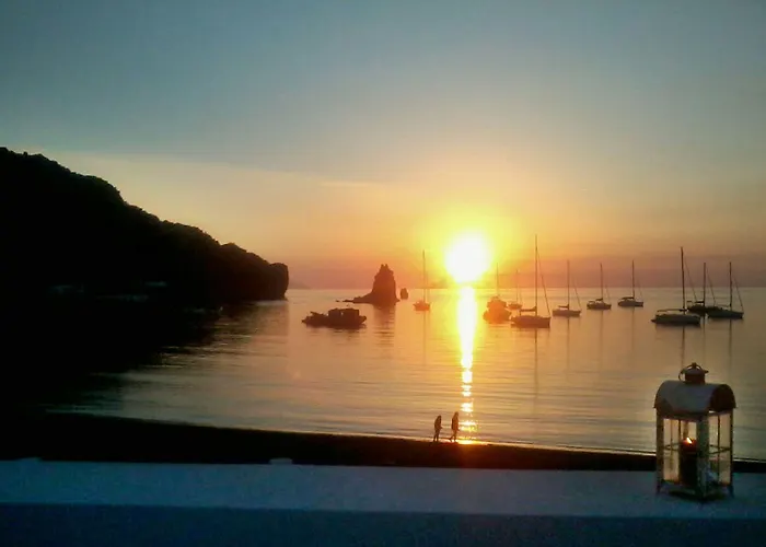 Hotel Les Sables Noirs & Vulcano (Isola)