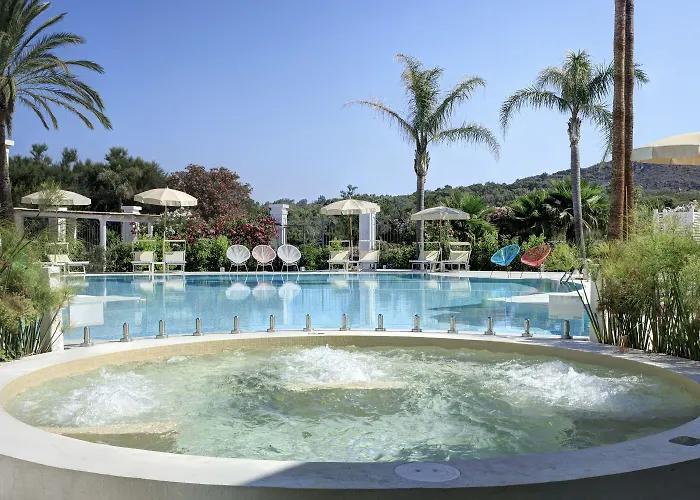 Les Sables Noirs & 4*