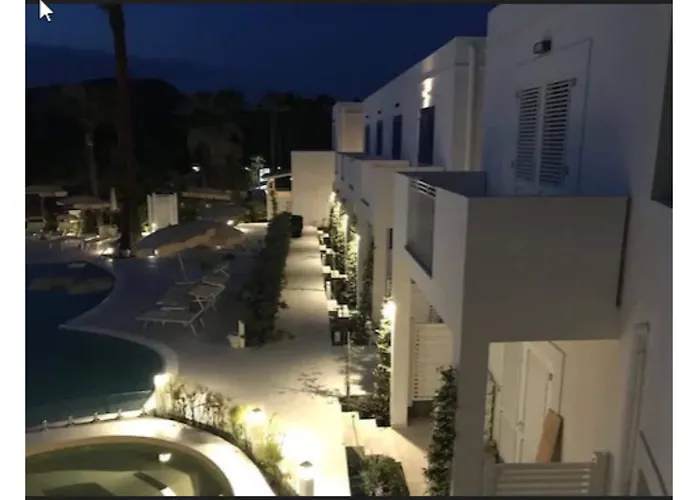 Les Sables Noirs & 4*