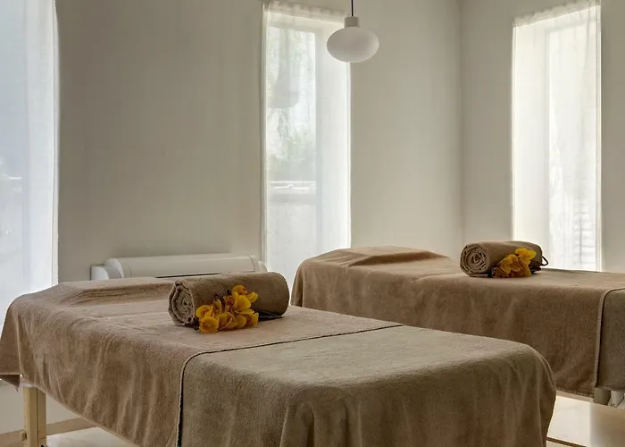 Hotel Les Sables Noirs &