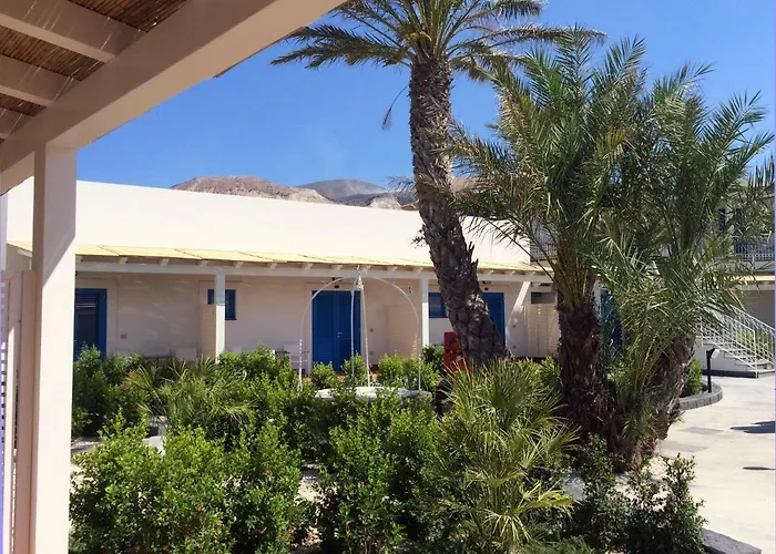 Les Sables Noirs & Hotel Vulcano (Isola)